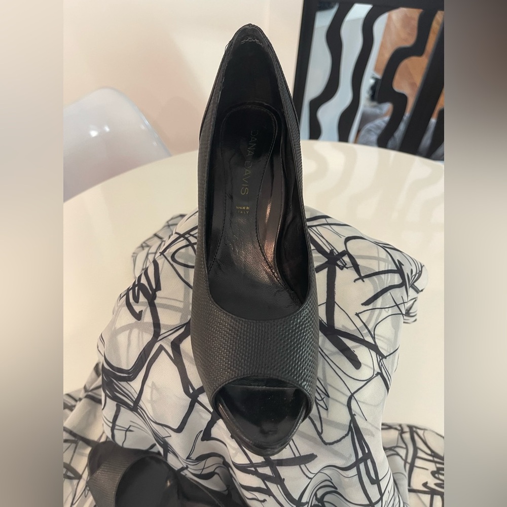 DANA DAVIS black textured leather, open toe heels.  Worn once size US 8.5 B.